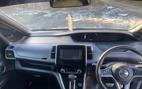 Nissan Serena IV, 2018 год, 1 900 000 рублей, 8 фотография