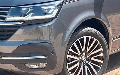 Volkswagen Transporter T6 рестайлинг, 2022 год, 3 445 000 рублей, 4 фотография