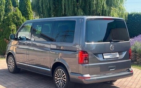 Volkswagen Transporter T6 рестайлинг, 2022 год, 3 445 000 рублей, 5 фотография