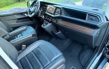 Volkswagen Transporter T6 рестайлинг, 2022 год, 3 445 000 рублей, 12 фотография