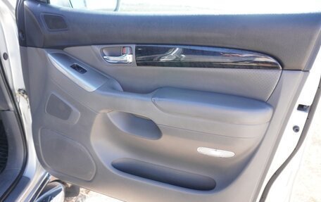 Toyota Land Cruiser Prado 120 рестайлинг, 2006 год, 1 925 000 рублей, 24 фотография