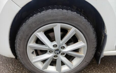 Skoda Rapid I, 2015 год, 889 000 рублей, 10 фотография