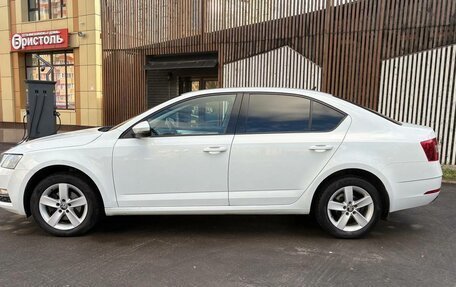 Skoda Octavia, 2020 год, 1 600 000 рублей, 3 фотография