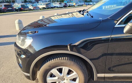 Volkswagen Touareg III, 2015 год, 3 020 000 рублей, 2 фотография