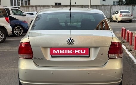 Volkswagen Polo VI (EU Market), 2011 год, 750 000 рублей, 3 фотография