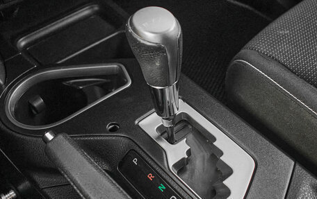 Toyota RAV4, 2019 год, 2 360 000 рублей, 22 фотография