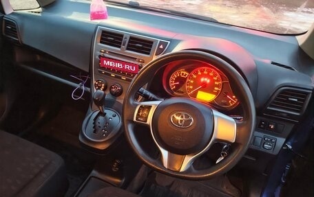 Toyota Ractis II, 2011 год, 800 000 рублей, 13 фотография