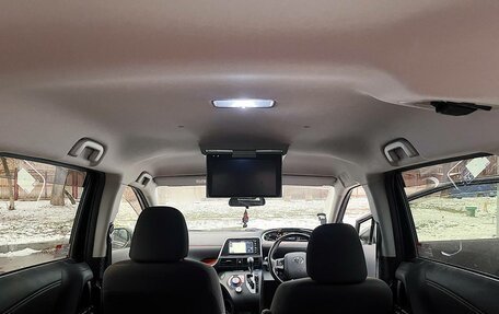 Toyota Sienta II, 2018 год, 2 000 000 рублей, 11 фотография