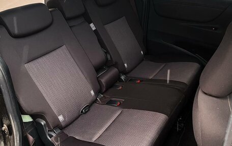 Toyota Sienta II, 2018 год, 2 000 000 рублей, 15 фотография