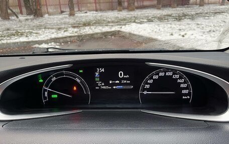 Toyota Sienta II, 2018 год, 2 000 000 рублей, 17 фотография