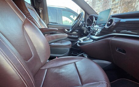 Mercedes-Benz V-Класс, 2016 год, 3 400 000 рублей, 6 фотография