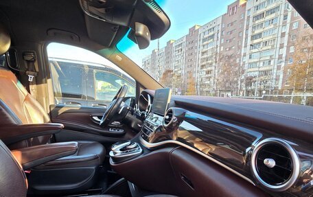 Mercedes-Benz V-Класс, 2016 год, 3 400 000 рублей, 3 фотография