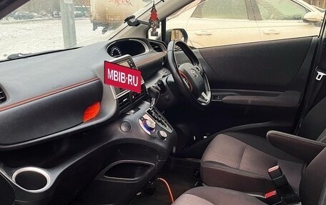 Toyota Sienta II, 2018 год, 2 000 000 рублей, 21 фотография