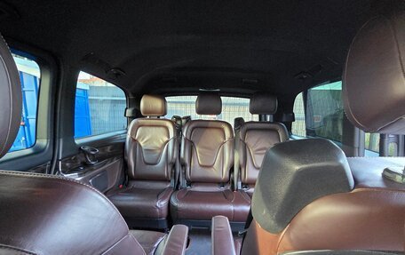 Mercedes-Benz V-Класс, 2016 год, 3 400 000 рублей, 10 фотография