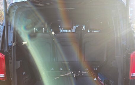 Mercedes-Benz V-Класс, 2016 год, 3 400 000 рублей, 17 фотография