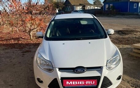 Ford Focus III, 2013 год, 900 000 рублей, 2 фотография