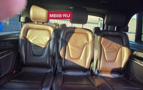 Mercedes-Benz V-Класс, 2016 год, 3 400 000 рублей, 24 фотография