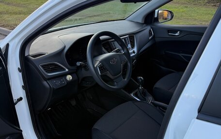 Hyundai Solaris II рестайлинг, 2017 год, 1 480 000 рублей, 5 фотография