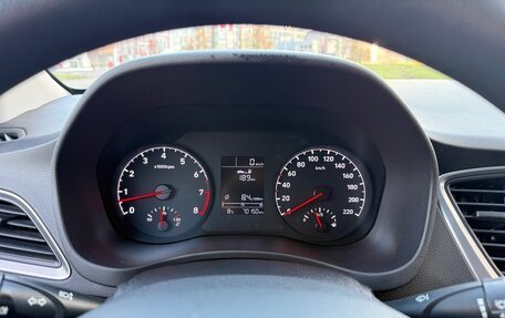 Hyundai Solaris II рестайлинг, 2017 год, 1 480 000 рублей, 12 фотография