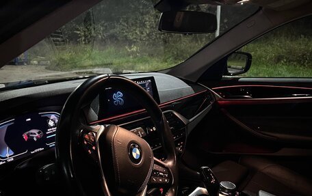 BMW 5 серия, 2019 год, 2 850 000 рублей, 10 фотография