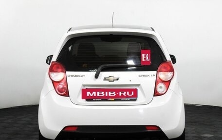 Chevrolet Spark III, 2013 год, 645 000 рублей, 7 фотография