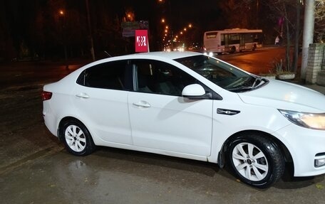 KIA Rio III рестайлинг, 2015 год, 950 000 рублей, 5 фотография