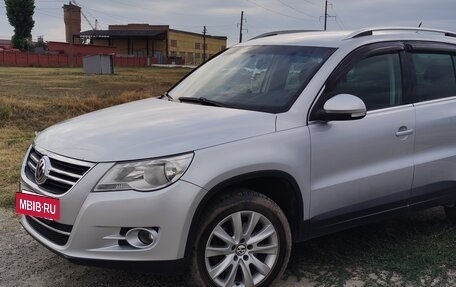 Volkswagen Tiguan I, 2010 год, 1 100 000 рублей, 2 фотография