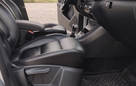 Volkswagen Tiguan I, 2010 год, 1 100 000 рублей, 13 фотография