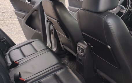 Volkswagen Tiguan I, 2010 год, 1 100 000 рублей, 11 фотография