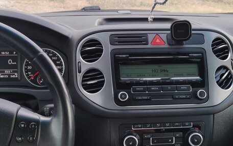 Volkswagen Tiguan I, 2010 год, 1 100 000 рублей, 16 фотография