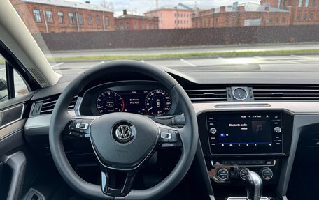 Volkswagen Passat B8 рестайлинг, 2017 год, 2 050 000 рублей, 15 фотография