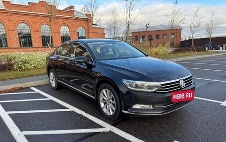 Volkswagen Passat B8 рестайлинг, 2017 год, 2 050 000 рублей, 2 фотография