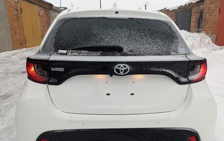 Toyota Yaris, 2020 год, 1 300 000 рублей, 8 фотография