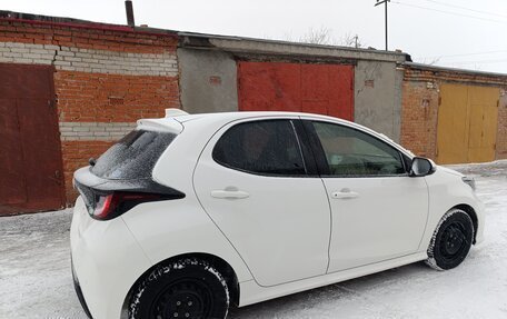 Toyota Yaris, 2020 год, 1 300 000 рублей, 7 фотография