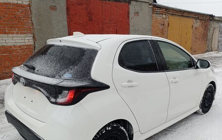 Toyota Yaris, 2020 год, 1 300 000 рублей, 12 фотография