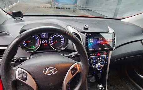 Hyundai i30 II рестайлинг, 2013 год, 950 000 рублей, 14 фотография