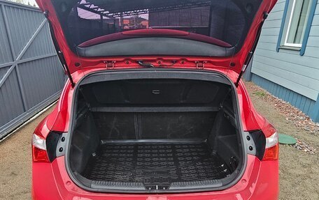 Hyundai i30 II рестайлинг, 2013 год, 950 000 рублей, 10 фотография