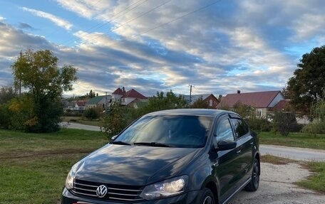 Volkswagen Polo VI (EU Market), 2017 год, 880 000 рублей, 2 фотография