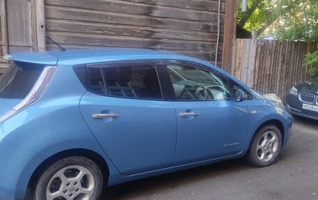 Nissan Leaf I, 2011 год, 500 000 рублей, 4 фотография