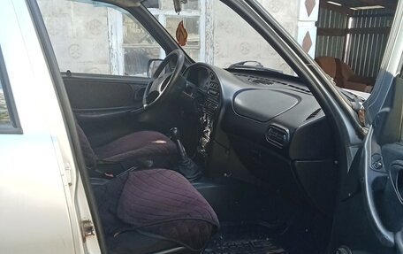 Chevrolet Niva I рестайлинг, 2006 год, 290 000 рублей, 4 фотография