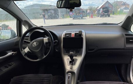 Toyota Auris II, 2007 год, 555 000 рублей, 11 фотография