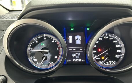 Toyota Land Cruiser Prado 150 рестайлинг 2, 2017 год, 4 399 000 рублей, 12 фотография