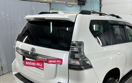 Toyota Land Cruiser Prado 150 рестайлинг 2, 2017 год, 4 399 000 рублей, 3 фотография