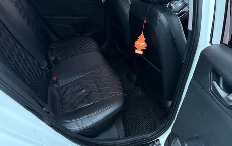 Hyundai Solaris II рестайлинг, 2018 год, 749 999 рублей, 8 фотография