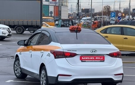 Hyundai Solaris II рестайлинг, 2018 год, 749 999 рублей, 2 фотография