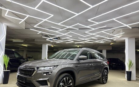 Skoda Kodiaq I, 2025 год, 4 600 000 рублей, 5 фотография