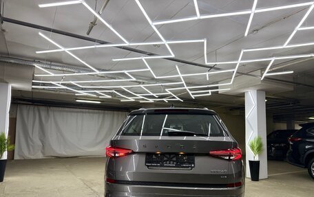 Skoda Kodiaq I, 2025 год, 4 600 000 рублей, 10 фотография