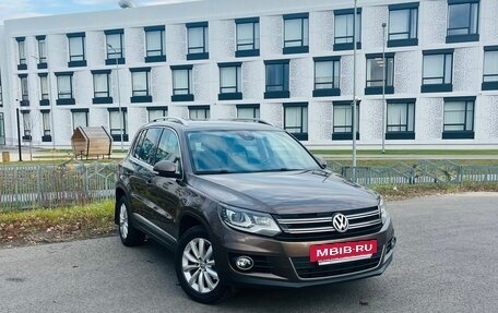 Volkswagen Tiguan I, 2015 год, 1 650 000 рублей, 4 фотография