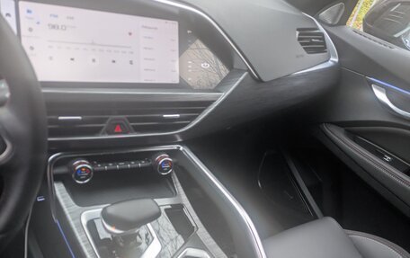 Geely Tugella FY11, 2023 год, 2 950 000 рублей, 10 фотография