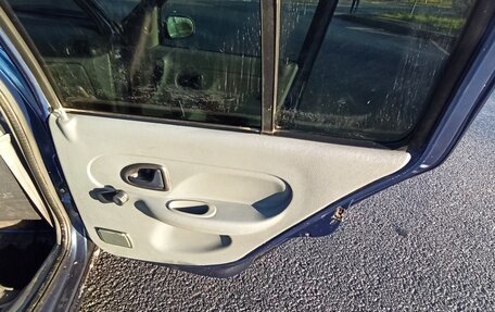 Renault Clio III, 2001 год, 165 000 рублей, 17 фотография